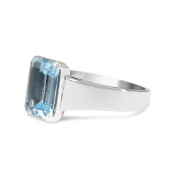 18ct and Palladium Aquamarine Solitaire Ring