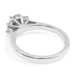 18ct White Gold 3 Stone Oval Diamond Ring