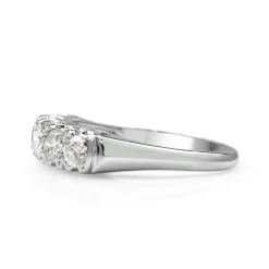 18ct White Gold 5 Stone Vintage Diamond Ring