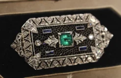 18ct White Gold Antique Emerald, Sapphire and Diamond Brooch