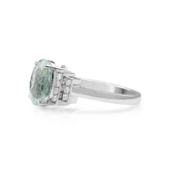 18ct White Gold Aquamarine and Diamond Ring