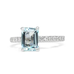 18ct White Gold Aquamarine and Diamond Ring