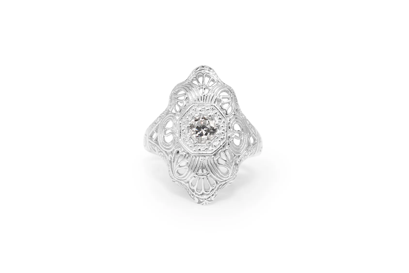 18ct White Gold Art Deco Old Cut Diamond Ring