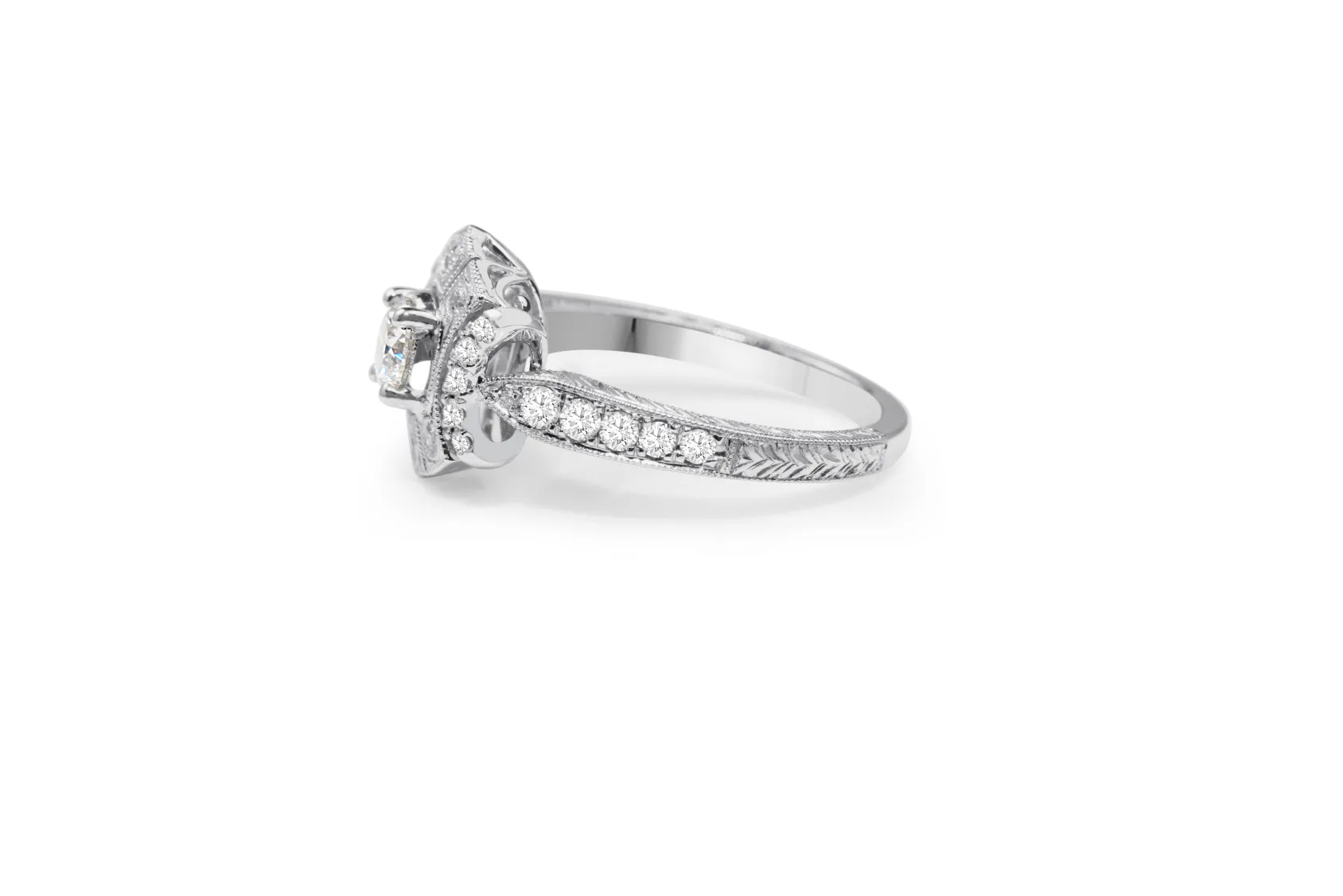 18ct White Gold Art Deco Style Diamond Ring