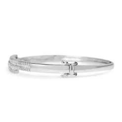 18ct White Gold Baguette and Round Diamond Bangle