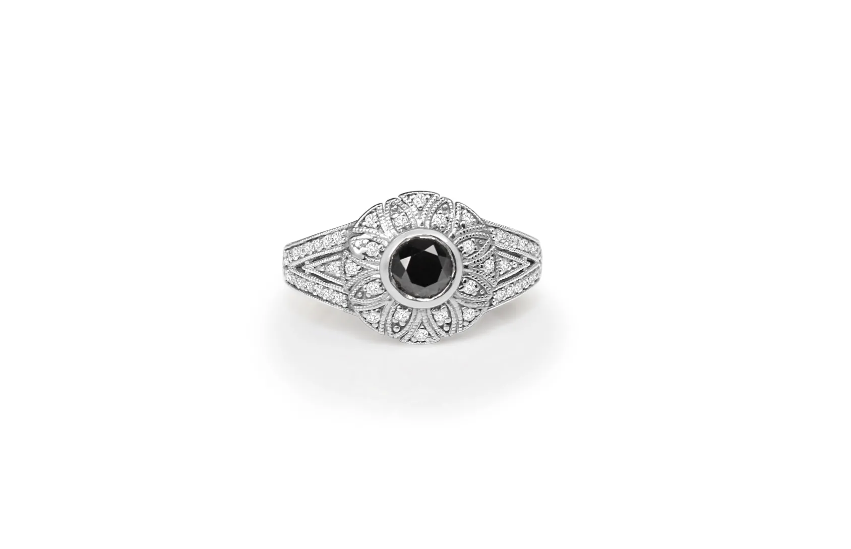 18ct White Gold Black and White Diamond Cluster Ring