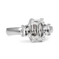 18ct White Gold Criss Cut Diamond 3 Stone Ring