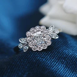 18ct White Gold Cushion Diamond Halo Floral Daisy Ring