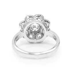18ct White Gold Daisy Diamond Ring