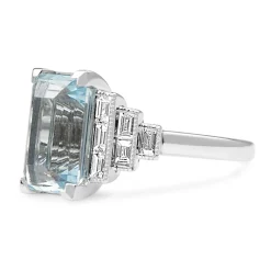 18ct White Gold Deco Style Aquamarine and Baguette Diamond Ring