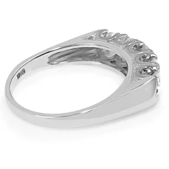 14ct White Gold Diamond 5 Stone Ring