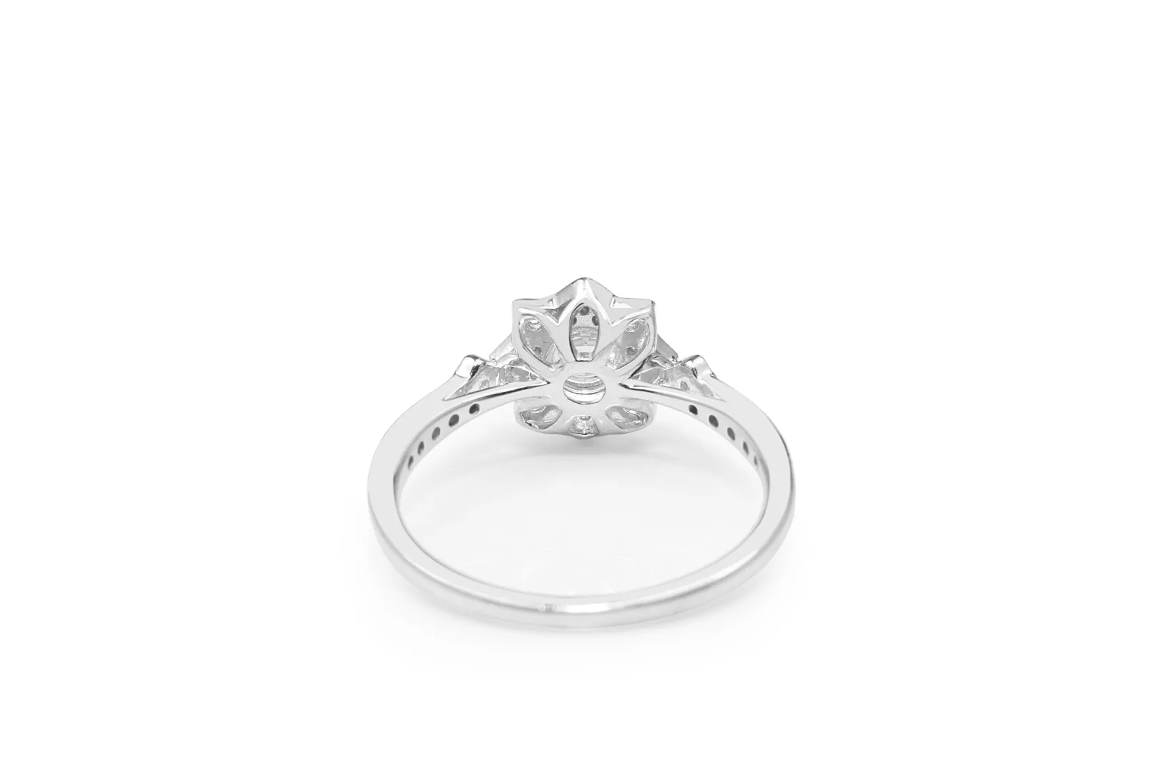 9ct White Gold Diamond Cluster Ring