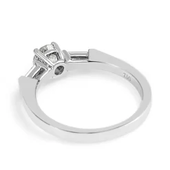 18ct White Gold Diamond Ring with Baguette Diamonds