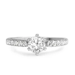 18ct White Gold Diamond Solitaire Ring