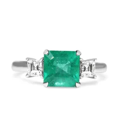 18ct White Gold Emerald and Carré Cut Diamond 3 Stone Ring