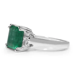 18ct White Gold Emerald and Diamond Ring
