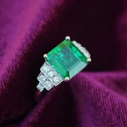 18ct White Gold Emerald and Diamond Deco Style Ring