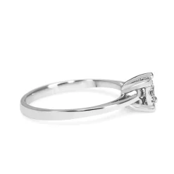 9ct White Gold Illusion Diamond Cluster Ring