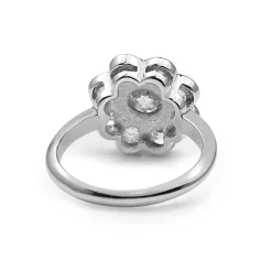 18ct White Gold Old Cut Diamond Daisy Ring