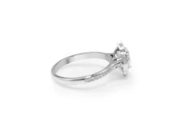 18ct White Gold Oval Vintage Style Halo Ring