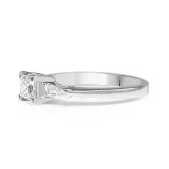 18ct White Gold Princess Cut and Baguette Diamond Ring