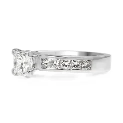 18ct White Gold Princess Cut Diamond Solitaire Ring