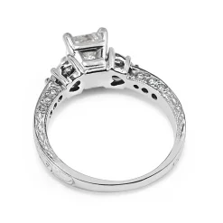 18ct White Gold Princess Cut Diamond Ring