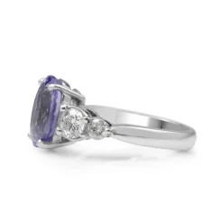 18ct White Gold Tanzanite and Diamond 5 Stone Ring