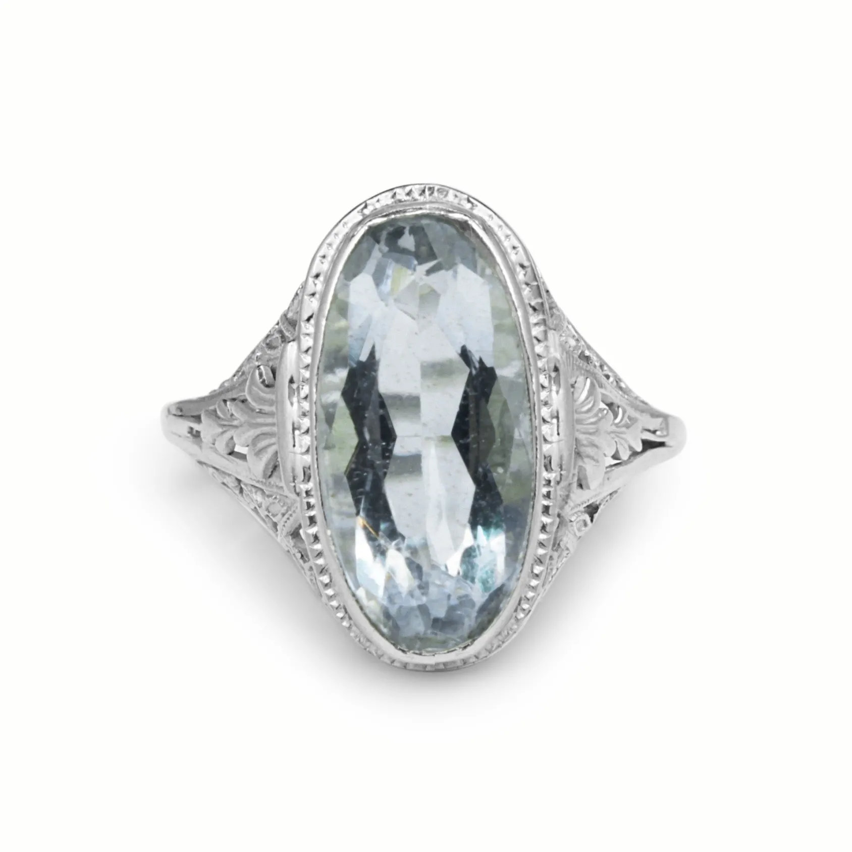 14ct White Gold Vintage Aquamarine Filigree Ring