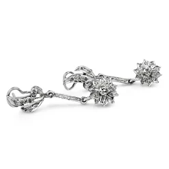 18ct White Gold Vintage Diamond Drop Earrings