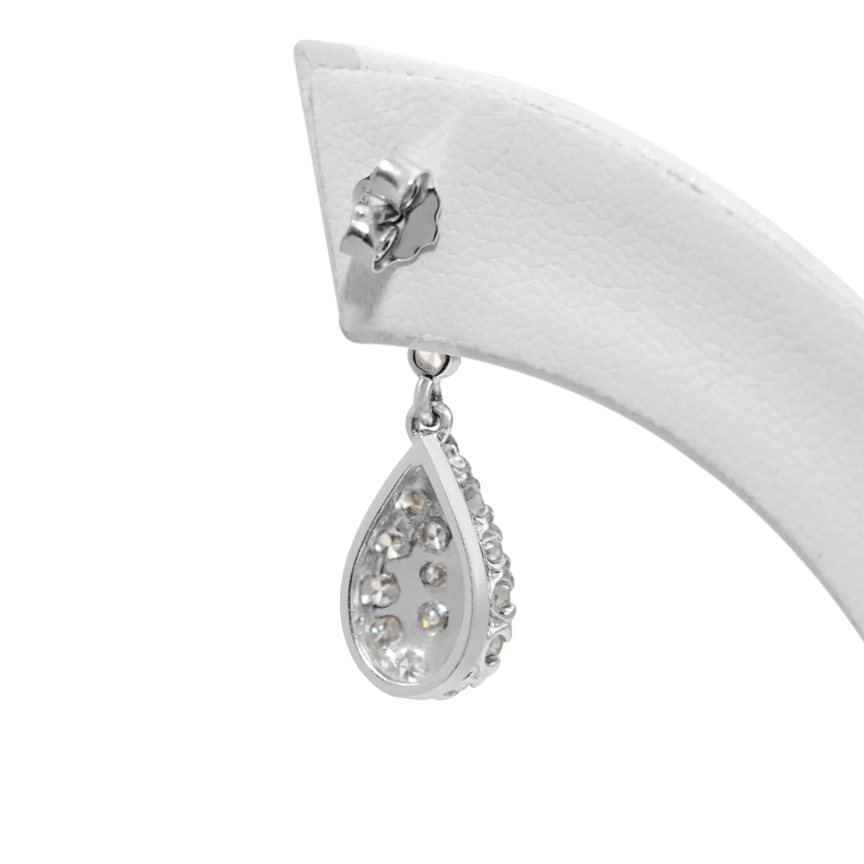 18ct White Gold Vintage Diamond Drop Earrings
