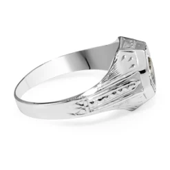 18ct White Gold Vintage Diamond Ring