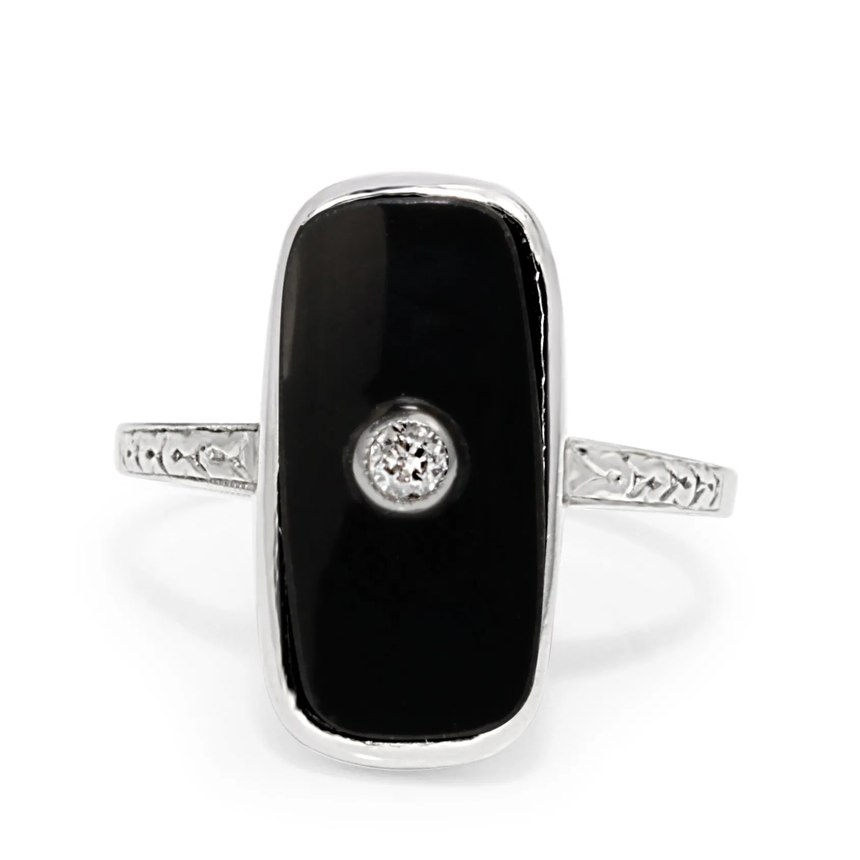 14ct White Gold Vintage Onyx and Diamond Ring
