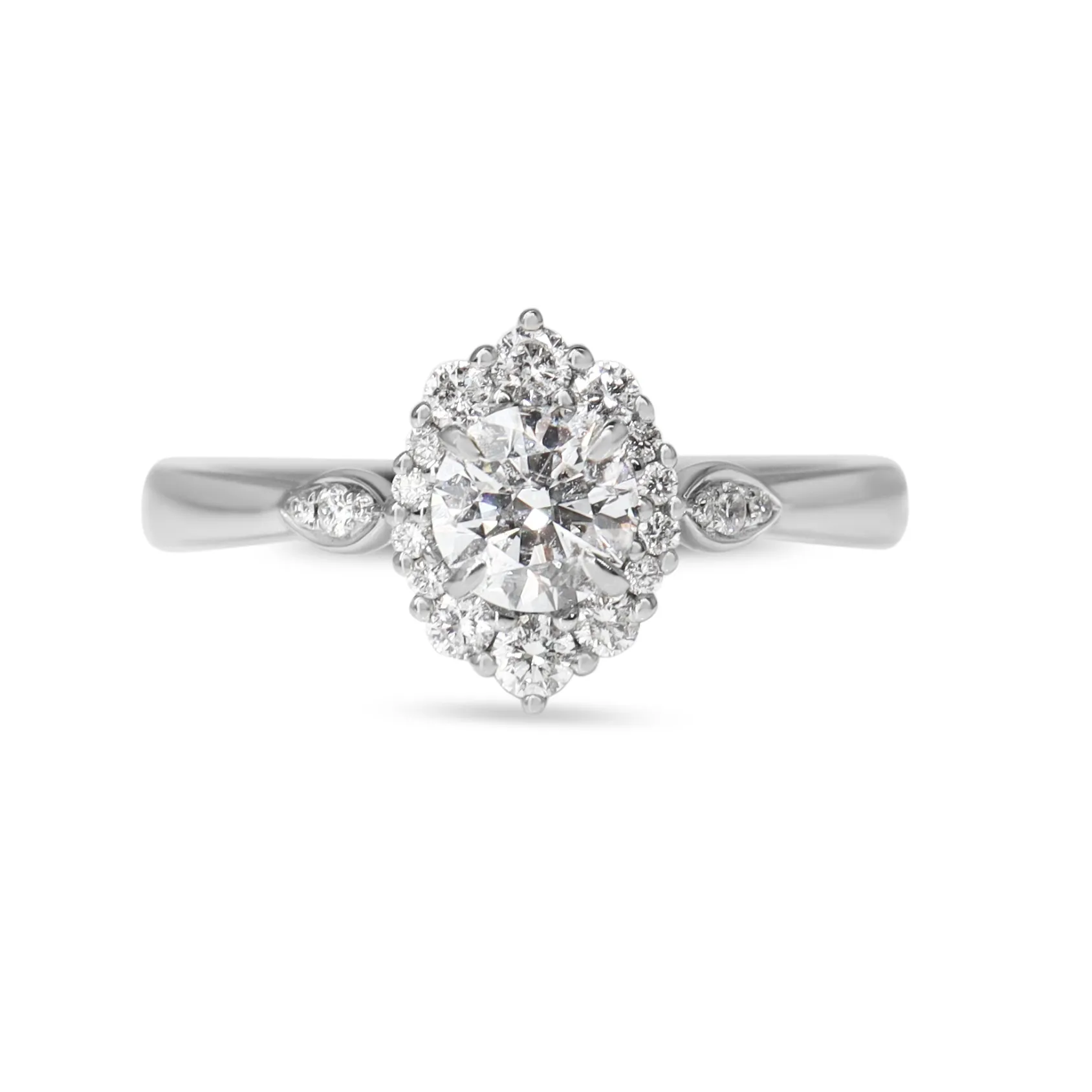 18ct White Gold Vintage Style Diamond Halo Ring