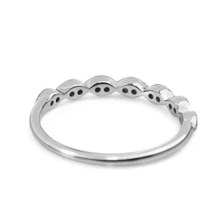 18ct White Gold Vintage Style Diamond Band