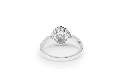 18ct White Gold Vintage Style Diamond Ring