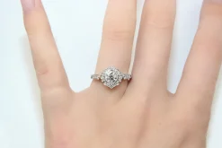 18ct White Gold Vintage Style Diamond Ring