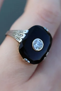 14ct Yellow and White Gold Art Deco Onyx and Diamond Ring