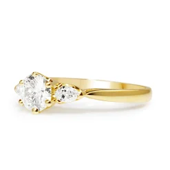 18ct Yellow Gold 3 Stone Diamond Ring