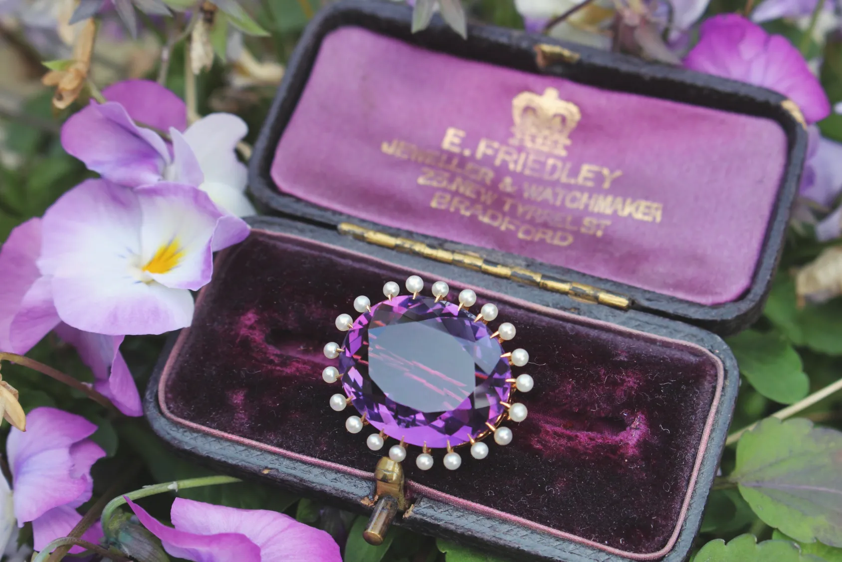 14ct Yellow Gold Antique Amethyst and Pearl Brooch
