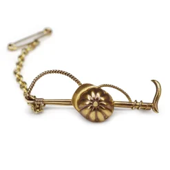 15ct Yellow Gold Antique Jockey Whip and Hat Brooch