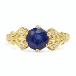 18ct Yellow Gold Antique Style Sapphire and Diamond Ring