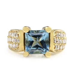 14ct Yellow Gold Aquamarine and Diamond Pavé Ring