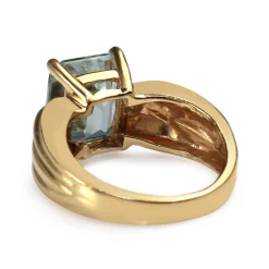 14ct Yellow Gold Aquamarine and Diamond Vintage Ring
