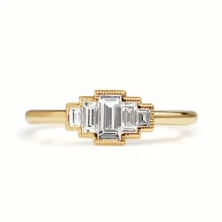 18ct Yellow Gold Baguette Diamond 5 Stone Ring