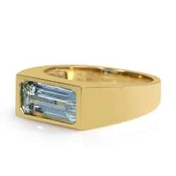 18ct Yellow Gold East West Set Aquamarine Ring