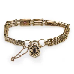 9ct Yellow Gold Gate Link Bracelet with Garnets