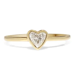 18ct Yellow Gold Heart Diamond Ring