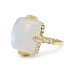 18ct Yellow Gold Moonstone and Diamond Ring
