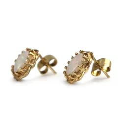 14ct Yellow Gold Opal Stud Earrings